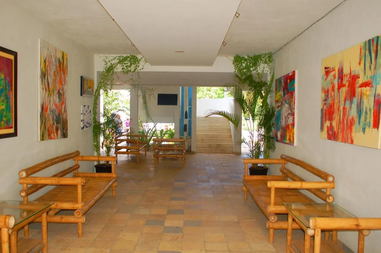 Axkan Tulum 4*,  México