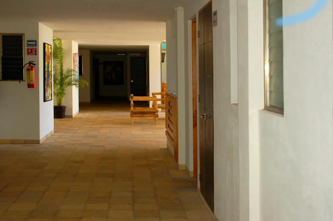 Axkan Tulum 4*,